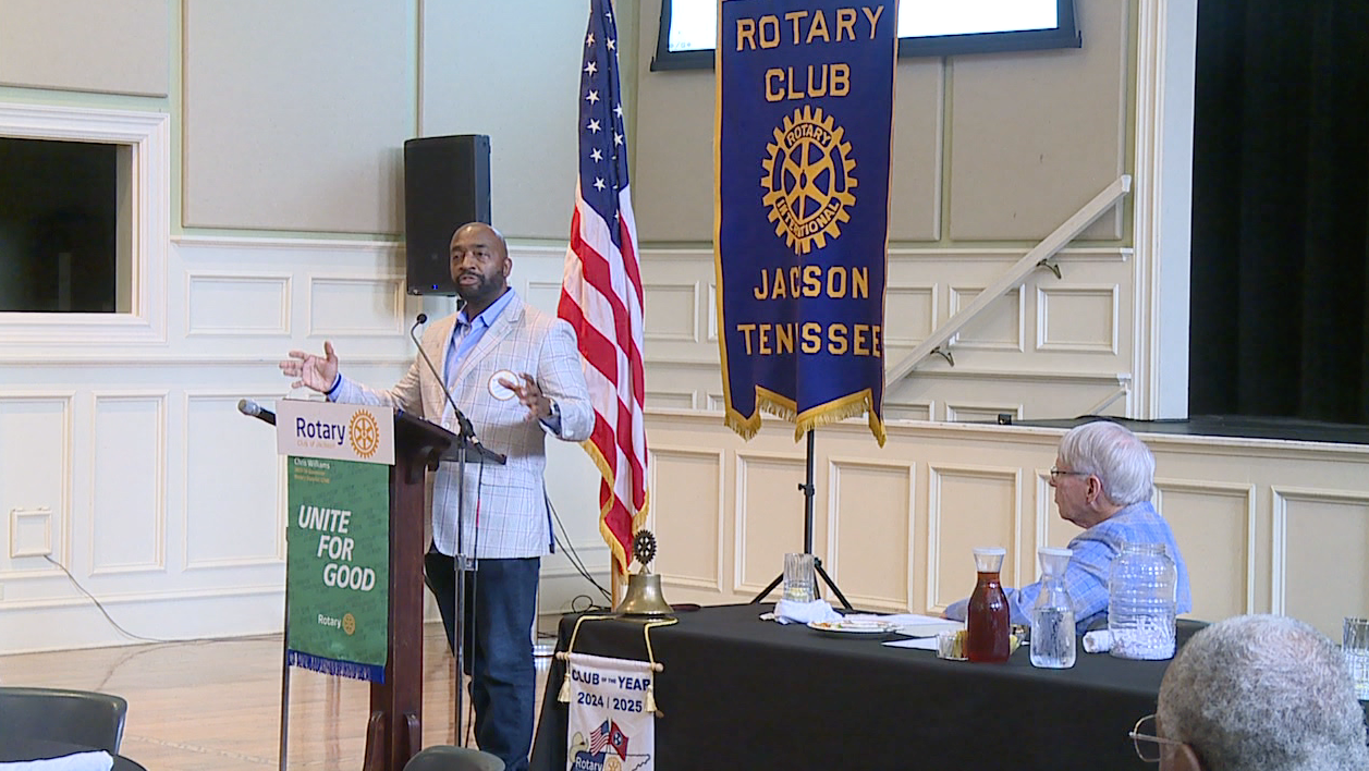 Memphis Grizzlies Build Community Spirit at Jackson Rotary Club