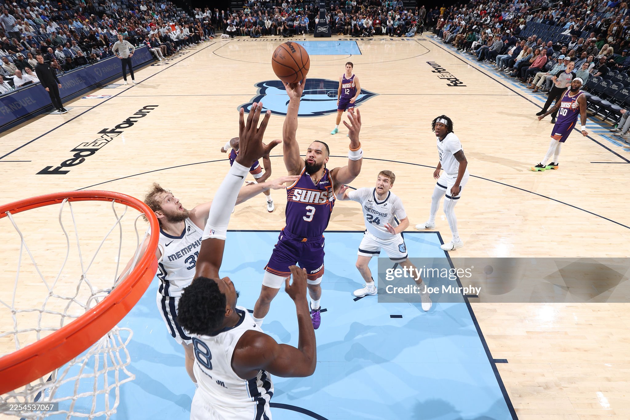 Suns Scorch Grizzlies, Led By Former Grizz Brooks.