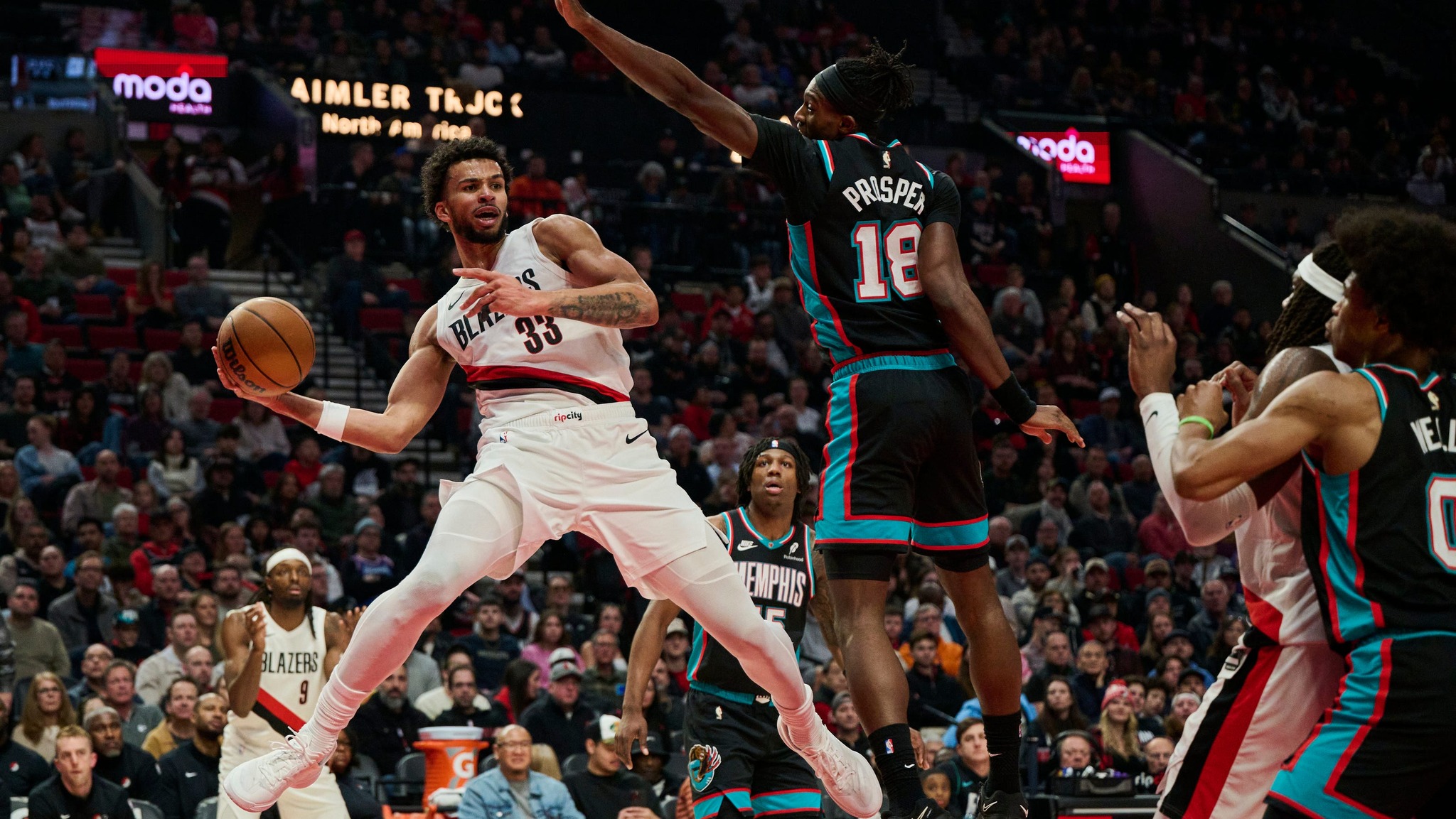 3rd Quarter Woes Push Portland Past Grizz in 2 Straight.