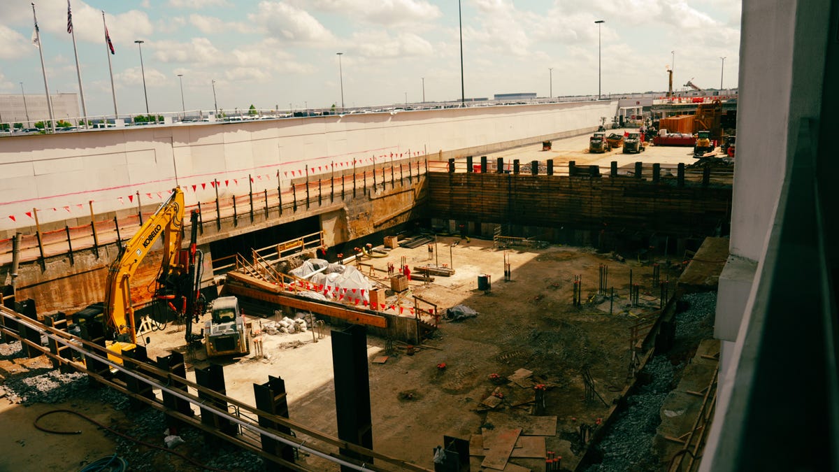 Memphis Airport Chairman Focuses on People First Amid State Takeover